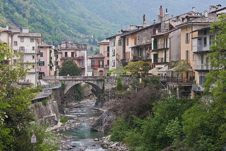 Sofi Apartment Chiavenna Dış mekan fotoğraf